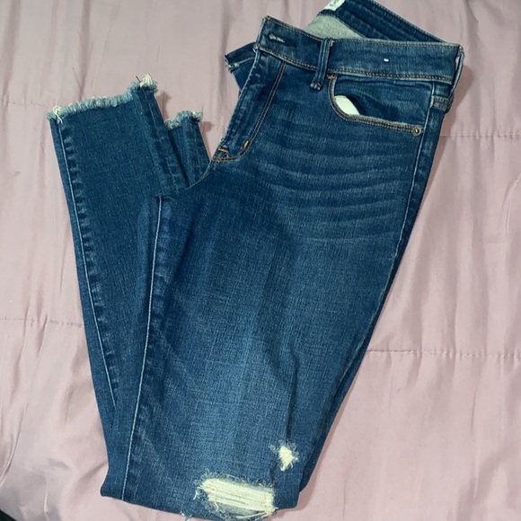 Women’s Abercrombie Skinny Jeans - Picture 5 of 7
